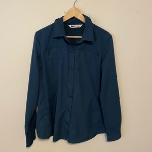 REI women’s out door button up blue shirt size large